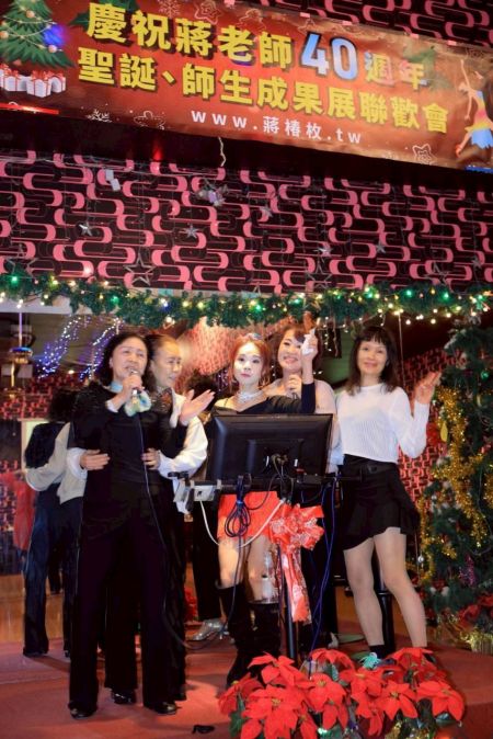  114年慶祝蔣老師40週年聖誕、師生成果展聯歡會